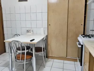 loc de luat masa vanzare cumparare apartament Sector 4 București